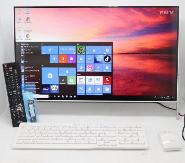 美品 フルHD 23.8型液晶一体型地デジ Fujitsu WF1B3(FMVWB3F17) Blu-ray Windows10 七世代 i7-7700HQ 8GB 256GB-SSD + 3000GB-HDD カメラ 無線 Office付 中古パソコン